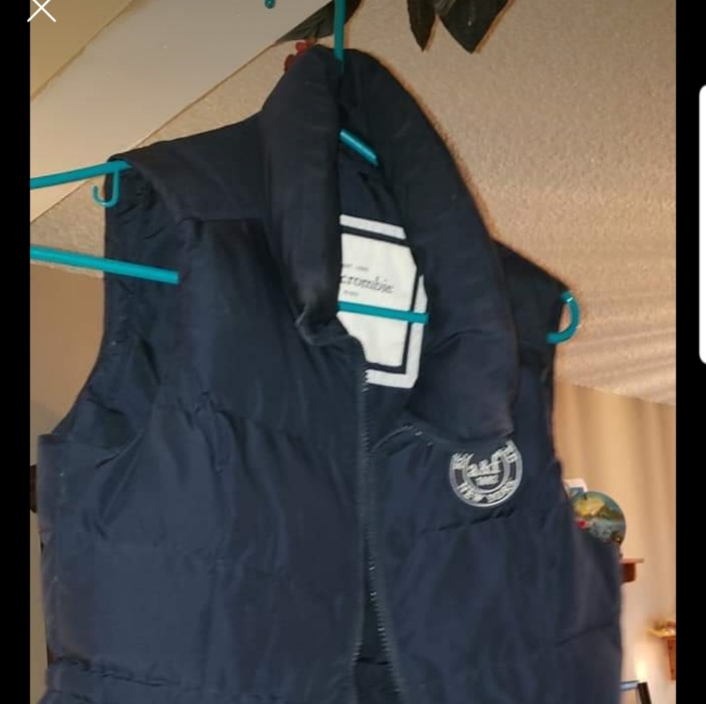 Abercrombie vest